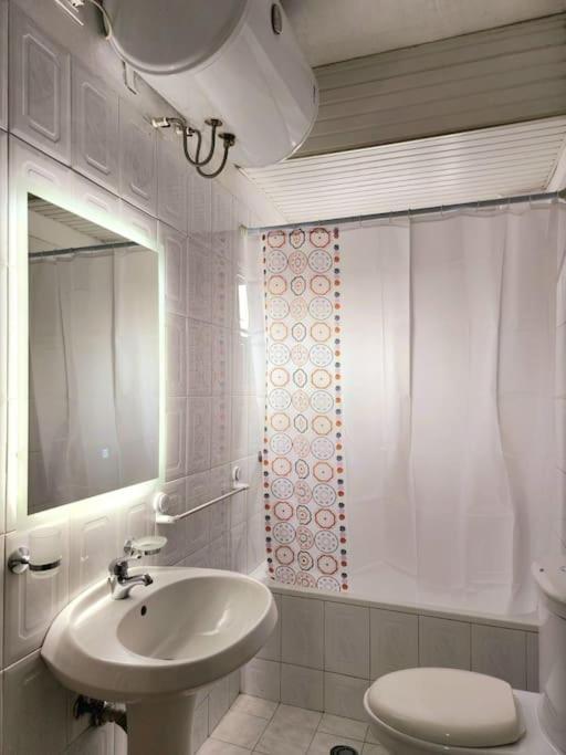 Appartement Colosseo Gemtirana W/24h Checkin Tirana