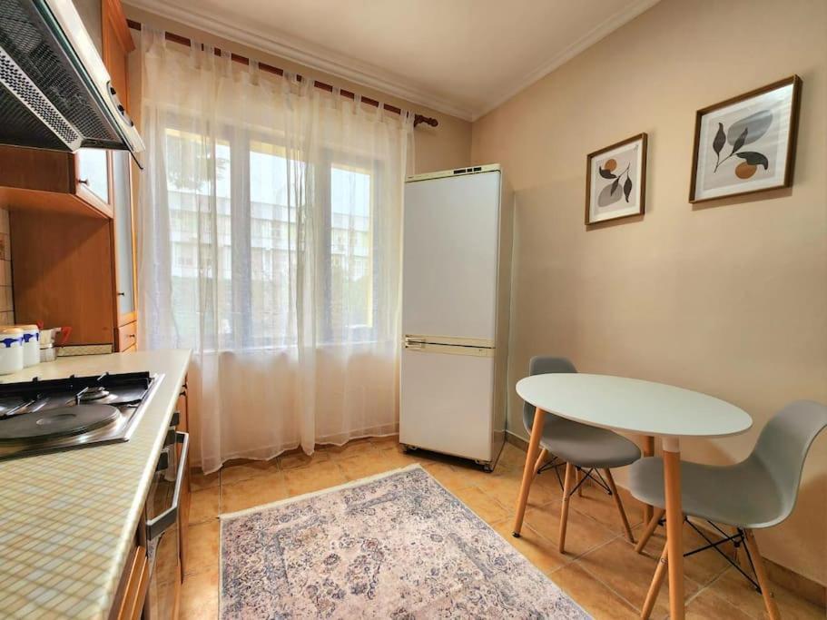 Colosseo Gemtirana W/24h Checkin Appartement *